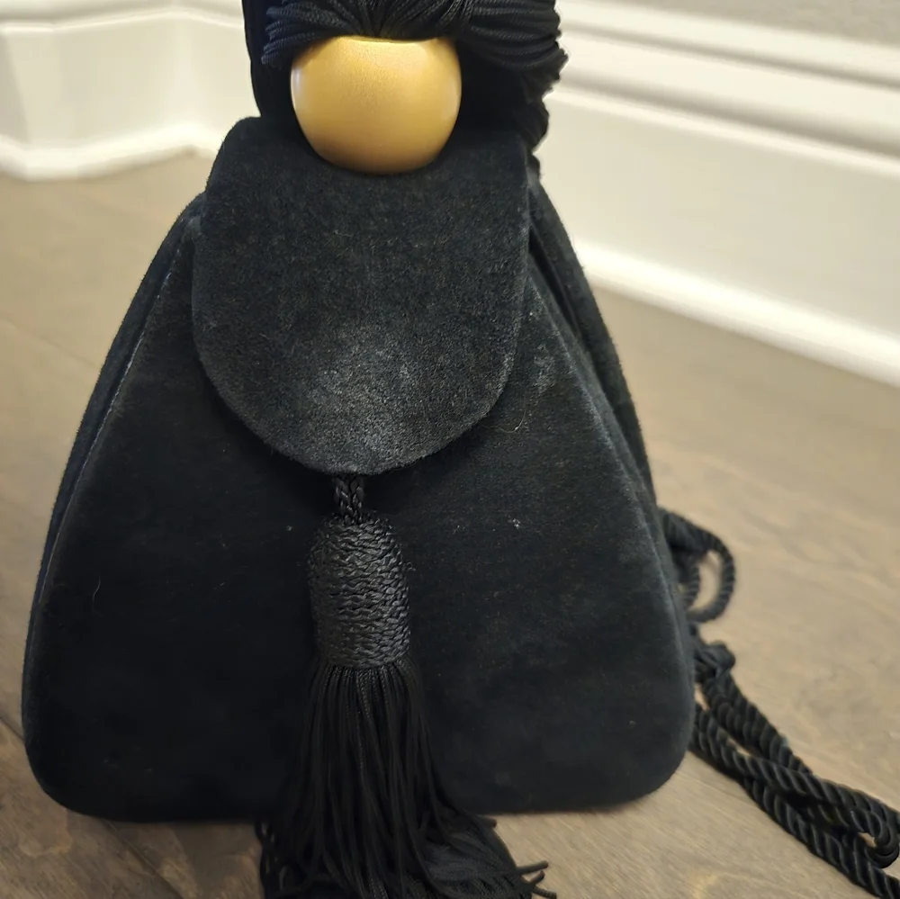 Vintage Bangle Evening Purse, Black Velvet, Magnetic Closure, Handbag, Gold